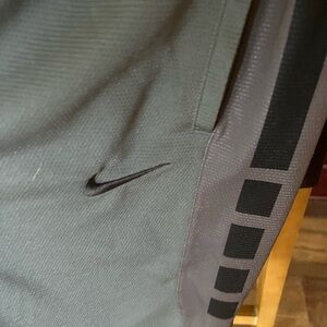 Men’s Nike Grey Small Size Shorts